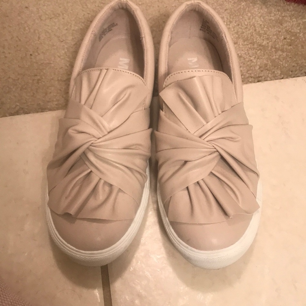 MIA Slides - Picture 2 of 5